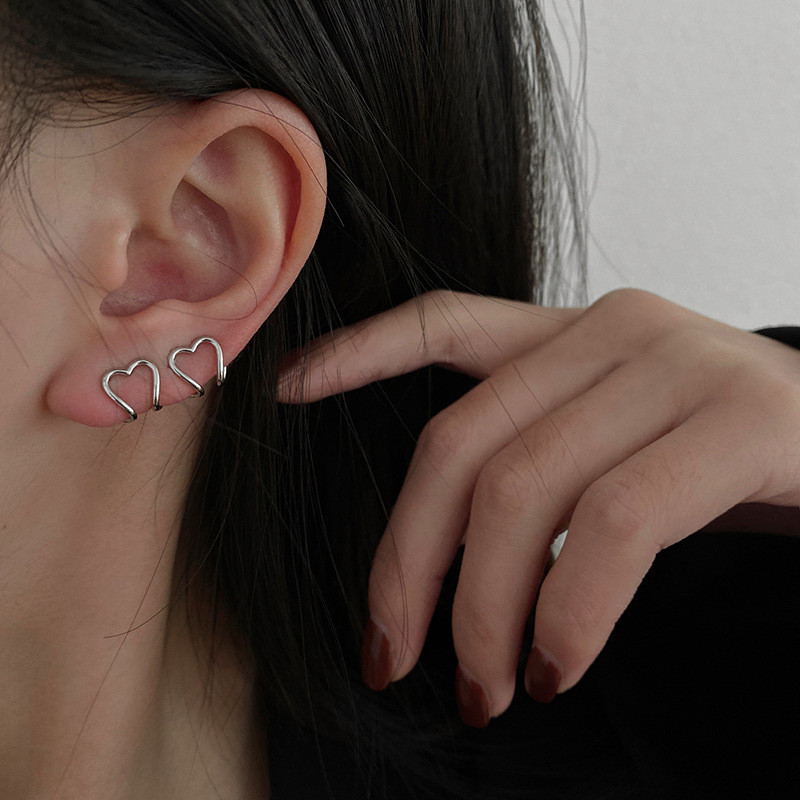 1/2/5/7 Cái Unisex Kẹp Xương Tai Hình Tình Yêu - Vòng Đeo Tai Kim Loại Bạc Phong Cách Giản Dị