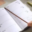 Sách chương trình nghị sự TUYỆT VỜI 2026, với Lịch A6 Sổ tay hẹn, Danh sách việc cần làm Mini Lập kế hoạch hàng tuần Học sinh