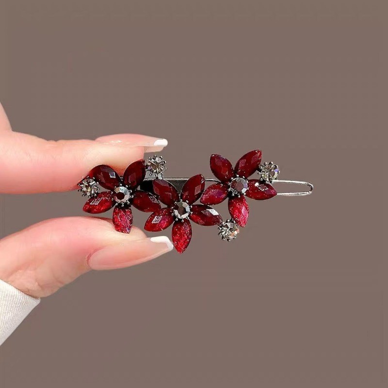MAUROPOLI [Sẵn Sàng] Phụ Kiện Tóc Đỏ Năm Mới Kim Cương Giả Cao Cấp Hoa Kẹp Tóc Nữ Nổ Bên Kẹp Ếch Khóa Kẹp Phẳng