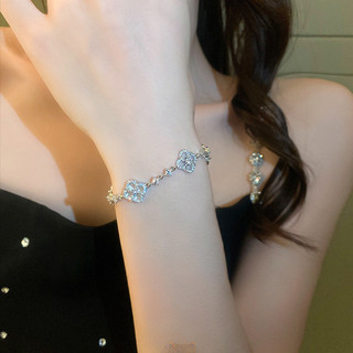 Vòng Tay Nữ Cỏ 4 Lá Zircon Rỗng Kéo Dây Hàn Quốc Mới Vòng Tay Có Thể Điều Chỉnh Ánh Sáng Sang Trọng Cao Cấp  Hồng Bốn Chân Hoa