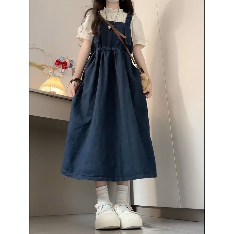 [YU]Set hai mảnh denim ngọt ngào, đầm dáng rộng phối sơ mi trắng nhẹ nhàng, trẻ trung.