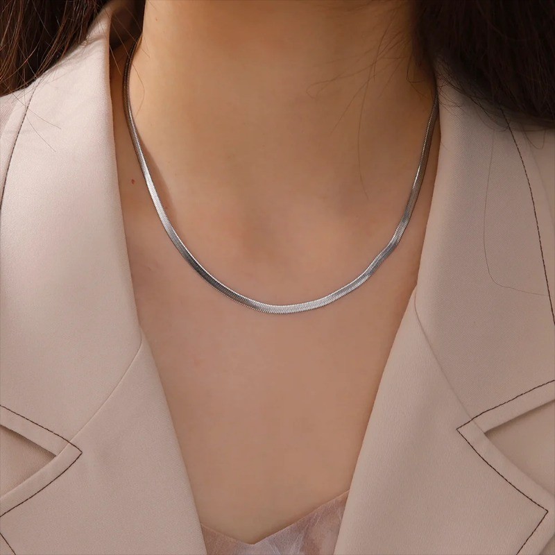 Vòng cổ rắn phẳngadjustable Cá tính đơn giản dành cho nữ - Dây chuyền xương đòn cổ điển Hip Hop Creative Gold Silver Blade - Phụ kiện trang sức hợp thời trang