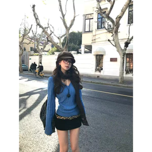 Mỹ Hot Girl Xanh Xoắn Cổ Chữ V Áo Len Nữ Thu Đông 2026 Phong Cách Mới Bên Trong Dệt Kim Đáy Áo Sơ Mi Slim-fit Top V250220267