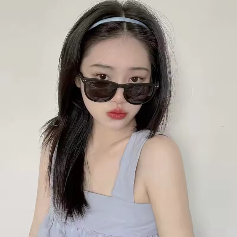 Kính râm siêu nhẹ Kính râm gấp mới Câu cá Kính râm vuông cổ điển phân cực