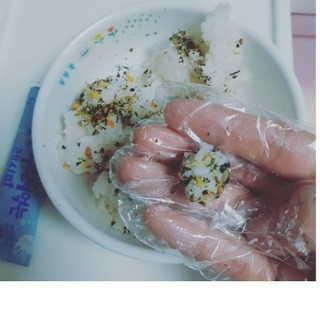 "Gia vị khô rắc cơm cháo cho bé IVENET - MIZNCO Hàn Quốc, an toàn và chất lượng cao"