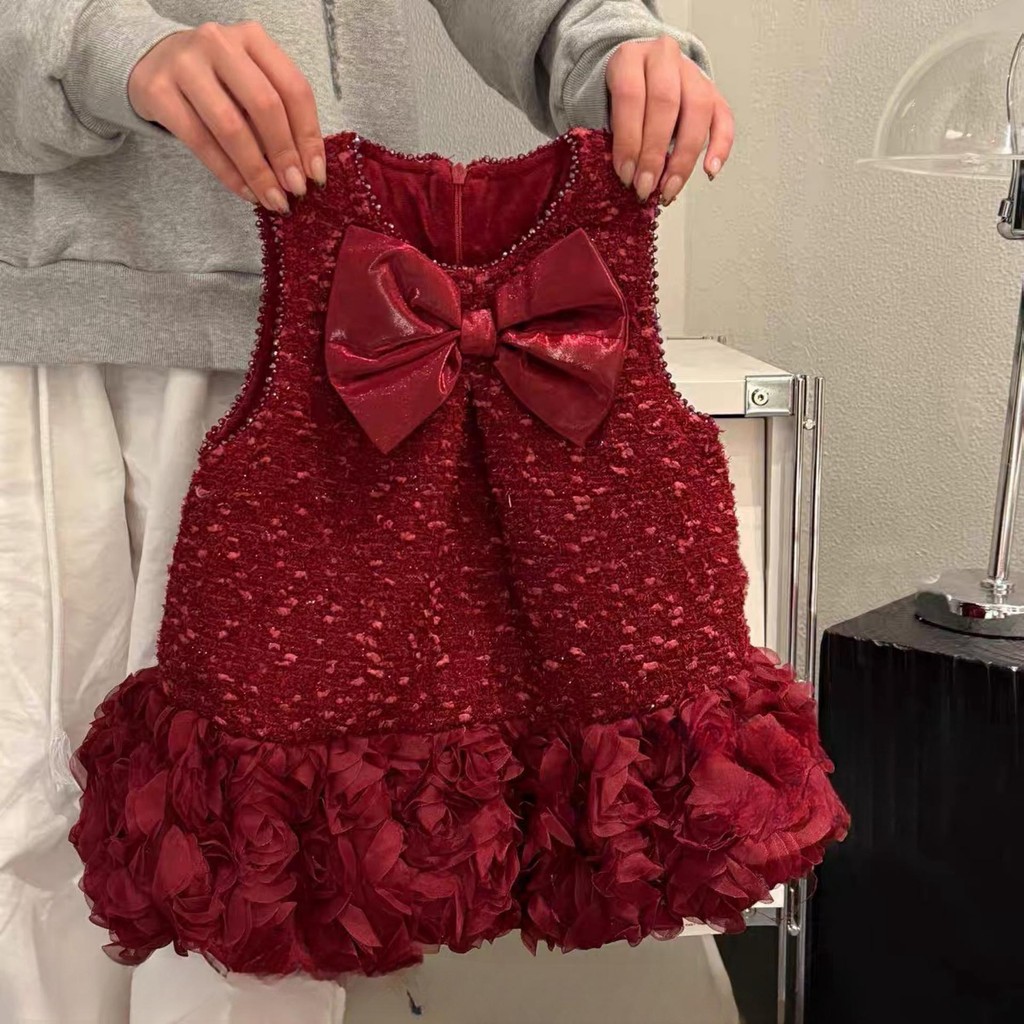 Hàng sẵn có cho bé gái Váy đỏ lông cừu lót mùa thu đông Phong cách mới Thời trang nơ công chúa Áo Vest đầm năm mới