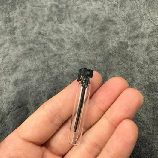 Vỏ Chai chiết tinh dầu, nước hoa, chất lỏng dùng làm mẫu thử 1ml nắp đen DMT