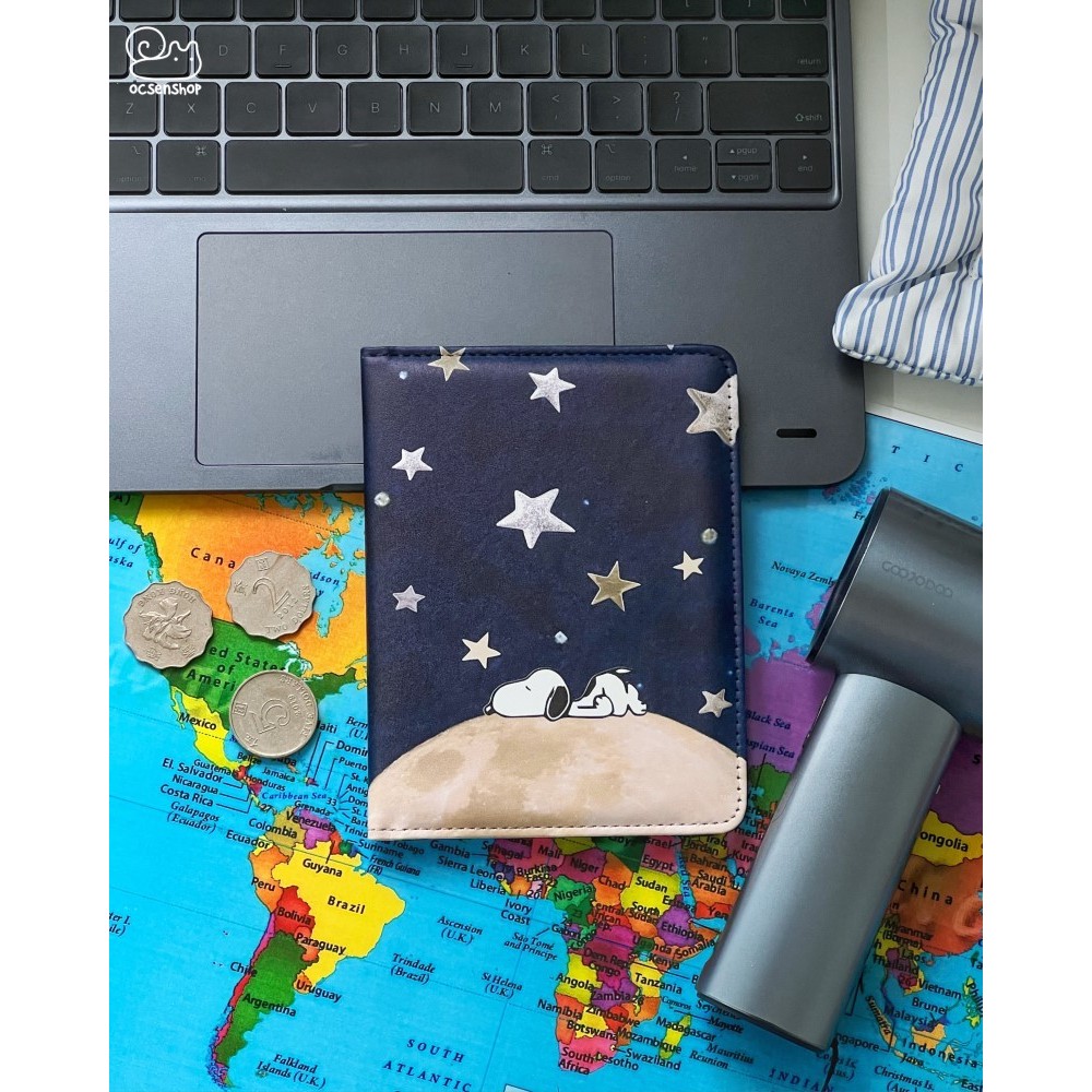 Vỏ passport Snoopy