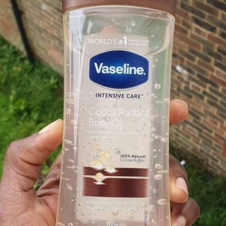 Vaseline Intensive Care Cocoa Radiant For Glowing Skin Body Oil Lasting Care Body Essence Oil 200ml