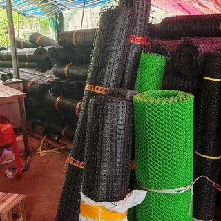 Ô 2cmx2cm cao 1,5M dài 50M. Hàng loại 1 nặng 12,5kg. Lưới ô nhỏ dùng làm chồng trại, sàn gà. Sàn vịt( HCM) ship rẻ