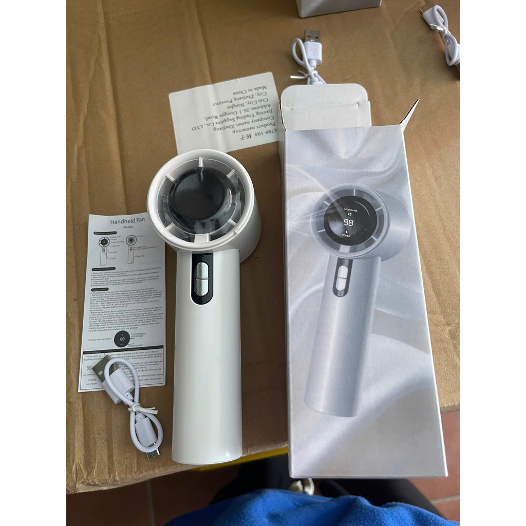 Quạt Cầm Tay Turbo Tốc Độ Gió Cực Mạnh, Làm Mát Nhanh Dùng Lên Đến 8H