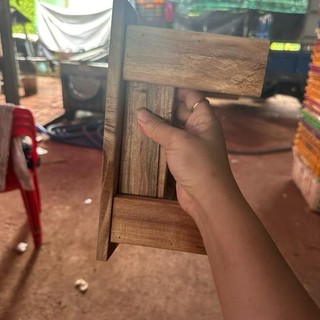 Ghế gỗ tràm tự nhiên. Loại nhỏ cao 14cm dài 24cm ngang 19cm. Ghế dùng gác chân, ngồi ăn, decor phòng. Giá rẻ