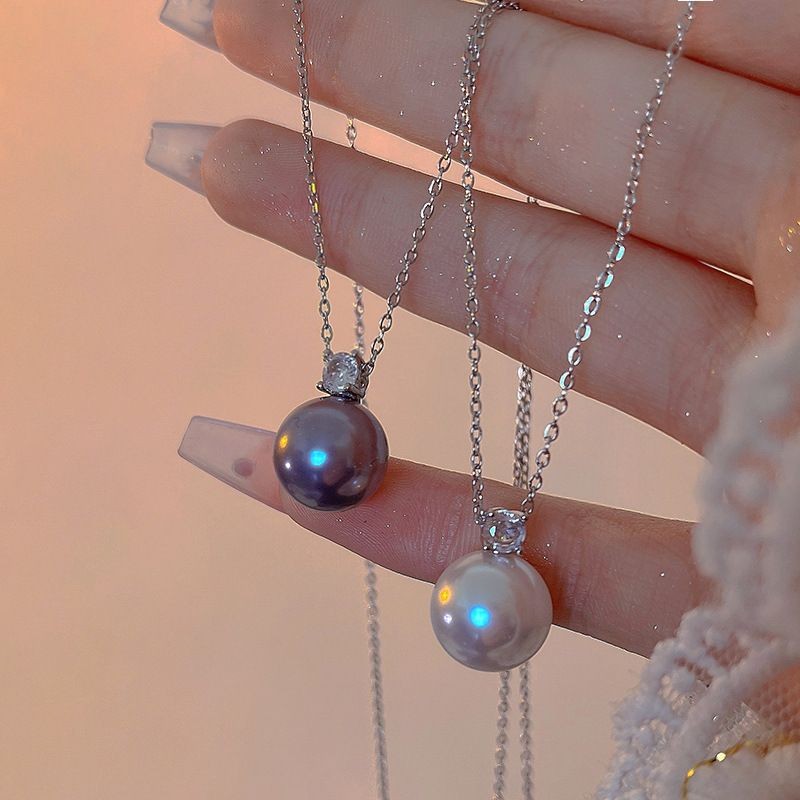 Mặt dây chuyền ngọc trai và zircon sang trọng cho xuân hè 2025, không phai màu