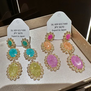 Tính khí đẹp Phong cách mới Zircon Thời trang Bông tai sang trọng nhẹ nhàng thanh lịch