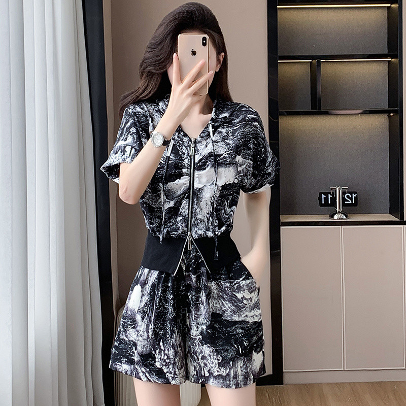 Size Lớn Nữ Mùa Hè Phù Hợp Với Béo mm Nhẹ Phong Cách Trưởng Thành Có Mũ Trùm Đầu Cardigan Quần Ống Rộng Bộ Đồ Hai Mảnh