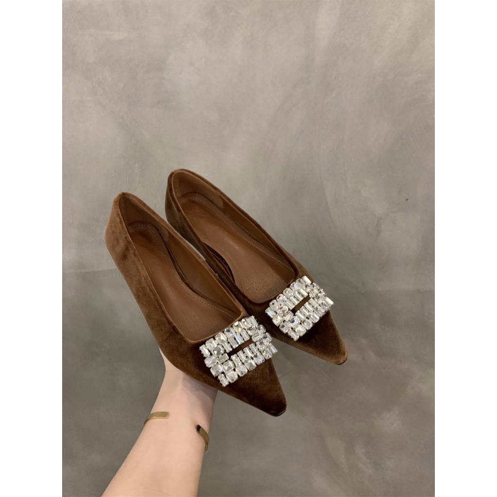 Giày Nữ Size Lớn (32-44) Size Nhỏ 32 33 34 Tính Khí Pháp Đen Người Nổi Tiếng Mũi Nhọn Giày Nữ Mùa Xuân Thu Đế Bằng Kim Cương Giả Cao Cấp JUNE9