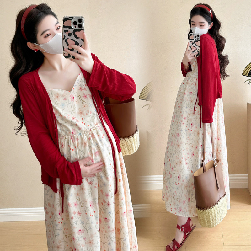 Bộ đồ bà bầu mùa hè Váy đeo hoa nhỏ ngọt ngào + Bộ đồ hai mảnh chống nắng