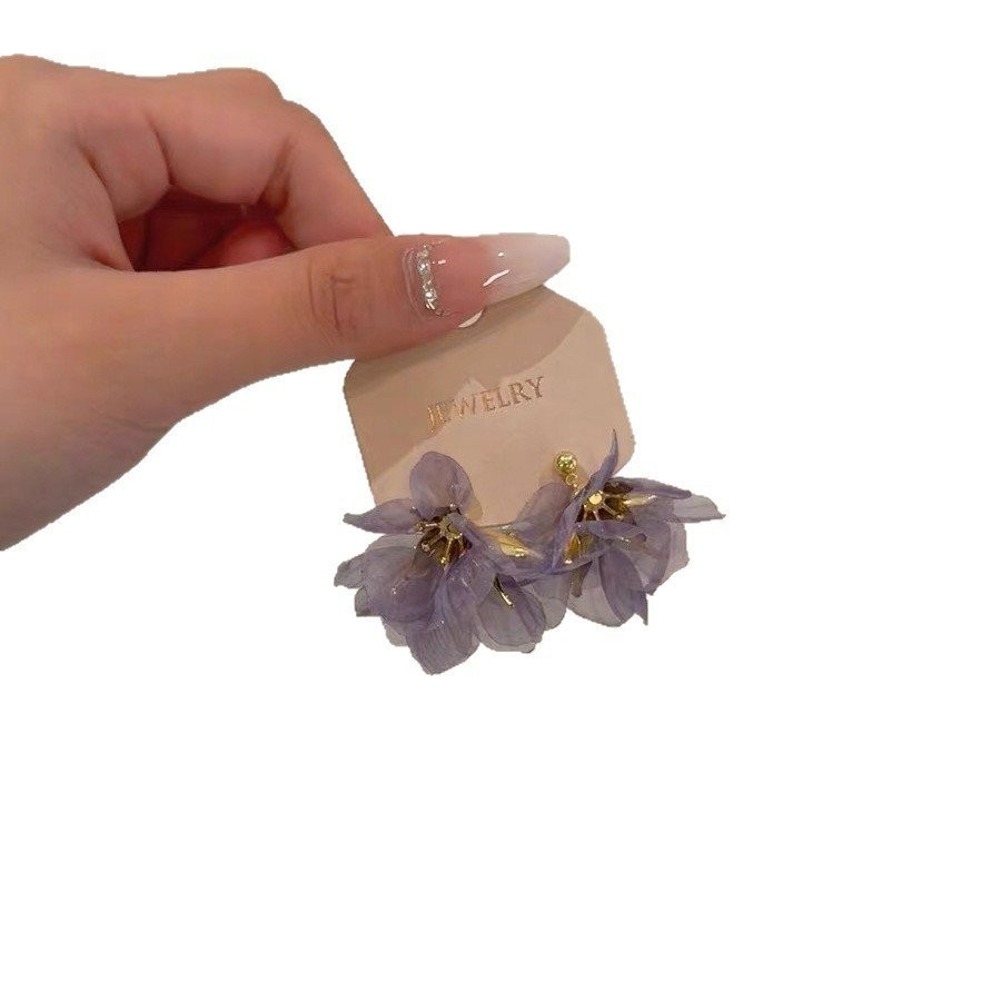 Khuyên tai hoa tím cho phụ nữ, thiết kế độc đáo, cảm giác cao cấp, cá tính độc đáo, khí chất thần tiên phóng đại, phụ kiện tai hoa trong suốt