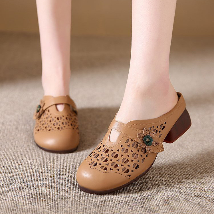 ✨Gót Chân Hoa Lỗ Vàng Gót Bên Ngoài Mặc Thời Trang Mẹ Rỗng Dép Dép Dép Mùa Hè 25.6.6