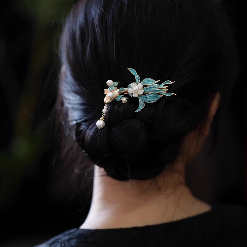 MAUROPOLI [Hàng có sẵn] Cloisonne Koi Mới Trung Quốc Tinh Tế Kẹp Tóc Nhỏ Nữ Cổ Ngựa Phụ Kiện Váy Cá Vàng Retro Đốt Đầu Bên Màu Xanh