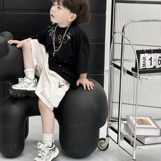 Mùa hè Cotton Nguyên Chất Bé Trai Bé Gái Phiên Bản Hàn Quốc Phù Hợp Với Trẻ Em Nhỏ Áo Thun Tay Ngắn Cho Bé + Quần Short Denim Thường Ngày Bộ Đồ Hai Mảnh