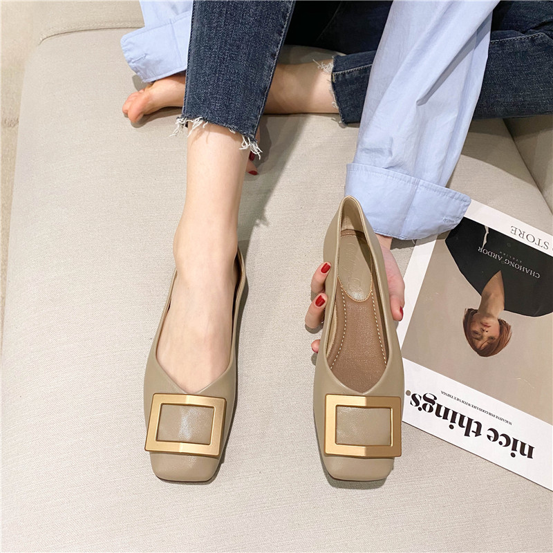Giày Nữ Size Lớn (32-44) Size Nhỏ 32 33 34 Giày Đế Bằng Mũi Vuông Nữ Phiên Bản Hàn Quốc Phù Hợp Với Miệng Nông Da Mềm Nhẹ Nhàng Giày Dạ Hội Đế Mềm Giày Muỗng JUNE10