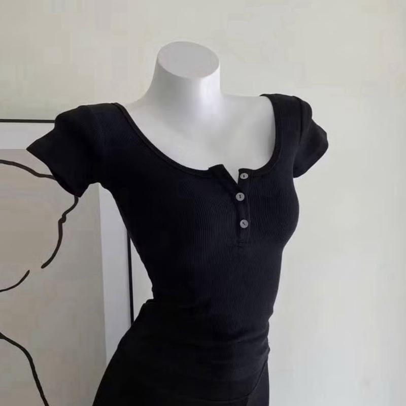 ￼A15 Áo Thun Tay Ngắn Cúc Cài Kiểu Croptop Chất Tăm size dưới 53kg mã ci98