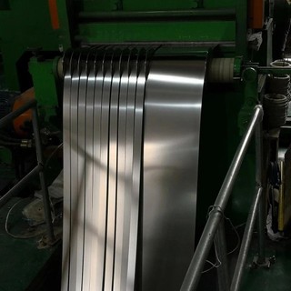 Độ dày 1 mét 0,1 / 0,2 / 0,3 / 0,4 / 0,5 / 0,8 / 1,0mm 301 Dải thép không gỉ Lá thép cuộn Tấm mỏng Dải rộng 10mm đến50mm