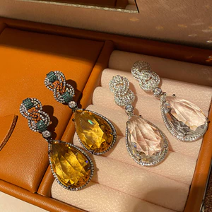 Handmade Hàn Quốc Phong Cách Mới Thời Trang Zircon Nhẹ Sang Trọng Bông Tai Thanh Lịch Bán Buôn