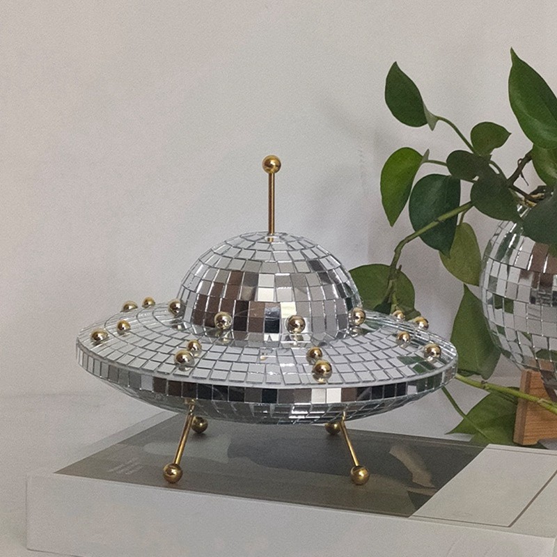 Gương Phản Quang Bóng Disco Ball UFO Phụ Kiện Bàn Làm Việc Dễ Thương Vật Dụng Thu Nhỏ Trang Trí Nhà Cửa Thẩm Mỹ Vàng Hiện Đại