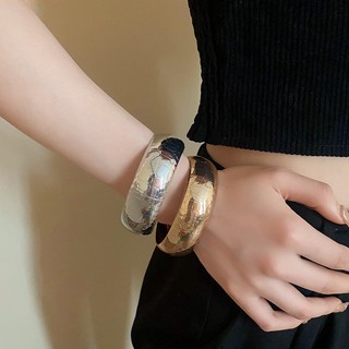 Châu Âu và Hoa Kỳ vòng tay kim loại thích hợp khí chất gió lạnh cá tính với ánh sáng sang trọng cao cấp trang sức tay bán buôn