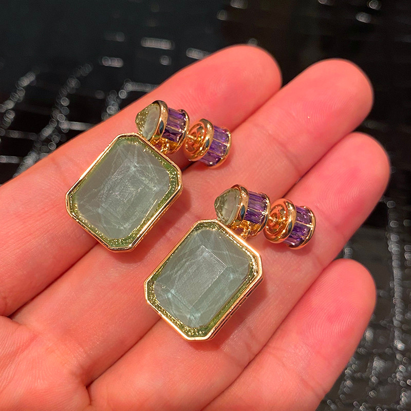 Bông tai zircon phong cách mới sang trọng và thanh lịch