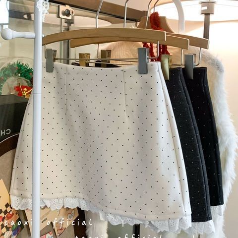 Polka dot skirts Váy bodycon ren phối midi kiểu ngắn