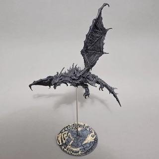 McFarlane Toys Elder Scrolls V: Skyrim Alduin Deluxe Box Nhân vật hành động