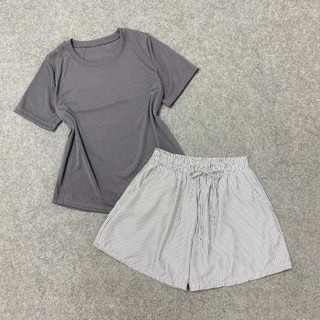 Đồ Bộ Bigisize Mặc Nhà Áo Thun Ôm Baby Tee Phối Quần Kẻ Sọc Cạp Chun Cho Chubby (G244-Q537)