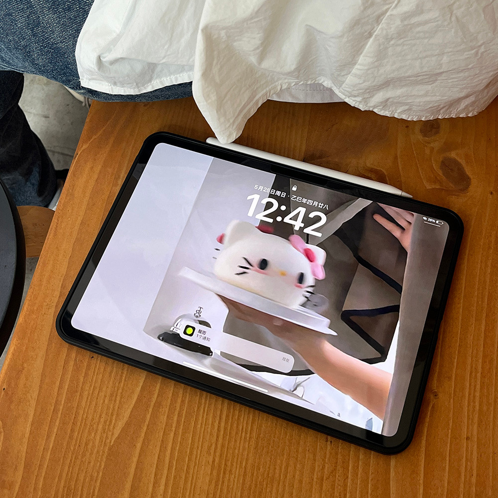 Vỏ Cứng Acrylic Đáng Yêu Mèo Con Dành Cho Mini6 Mini7 A17Pro IPad 5 6 7 8 9 10 11 A16 Air 2 3 4 5 6 Air 11 M2 Pro10.5 10.2 "Pro11 2018 2020 2021 2022 M4 Pro13 2024 2025