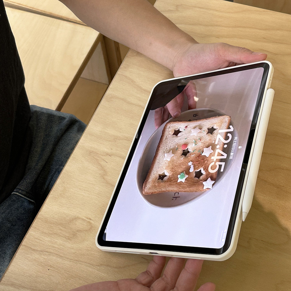 Vỏ Acrylic Cứng Hai Mèo Trắng Cho Mini6 Mini7 A17Pro IPad 5 6 7 8 9 10 11 A16 Air 2 3 4 5 6 Air 11 M2 Pro10.5 10.2 "Pro11 2018 2020 2021 2022 M4 Pro13 2024 2025