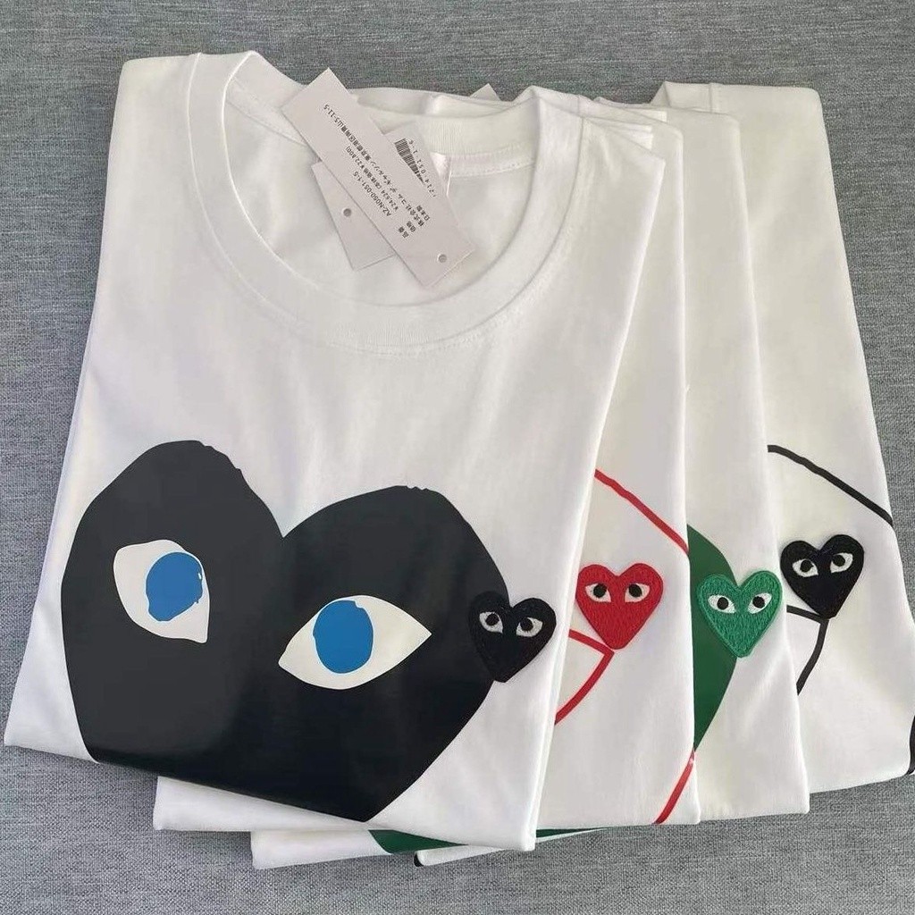 Chất Lượng Cao Nam Nữ Cặp Đôi Hàng Đầu PLAY Thời Trang Thương Hiệu Thời Trang In Tình Yêu Thêu Áo Thun Tay Ngắn Lớn Cổ Nhãn + Thẻ Treo XS-3XL