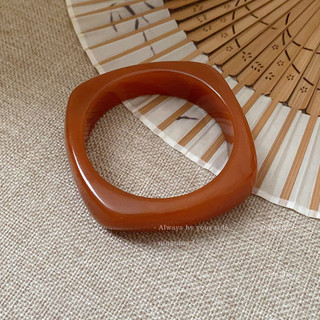 Vòng tay nhựa không đều đơn giản khí chất cá tính đi lại vòng tay thời trang cổ điển trang sức tay cao cấp