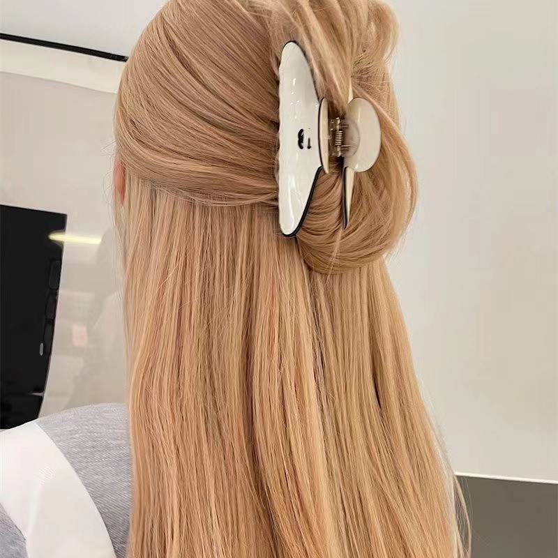 Kẹp tóc cá mập đen trắng thời trang nữ