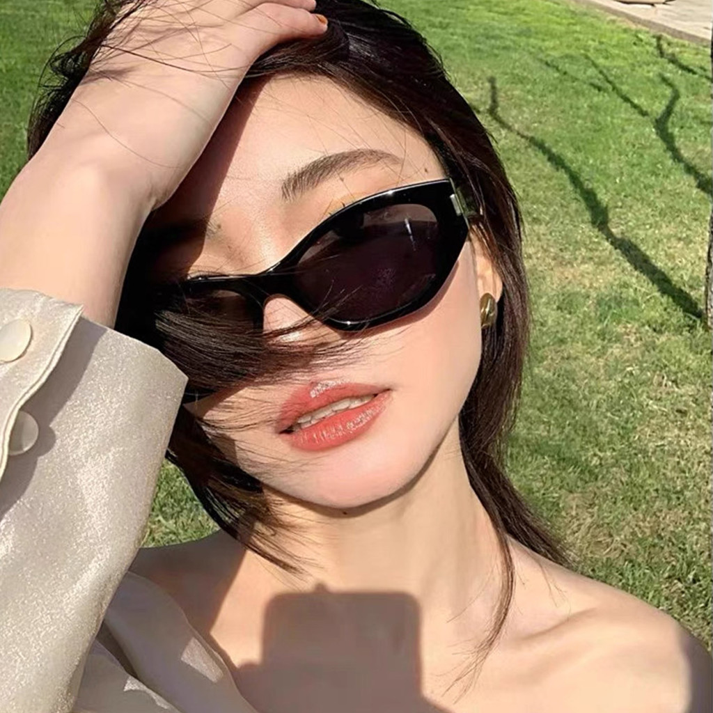 Kính râm gọng hẹp Unisex có bộ lọc UV400, Khung PC lấy cảm hứng từ cổ điển - Nhẹ & bền cho các hoạt động ngoài trời