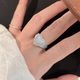 Nhẫn nữ hình trái tim rỗng đính kim cương phong cách mới của Mỹ