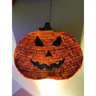 Bí Ngô Halloween pinata, trò chơi đập kẹo truyền thống