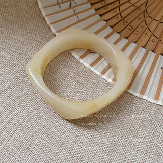 Vòng tay nhựa không đều đơn giản khí chất cá tính đi lại vòng tay thời trang cổ điển trang sức tay cao cấp