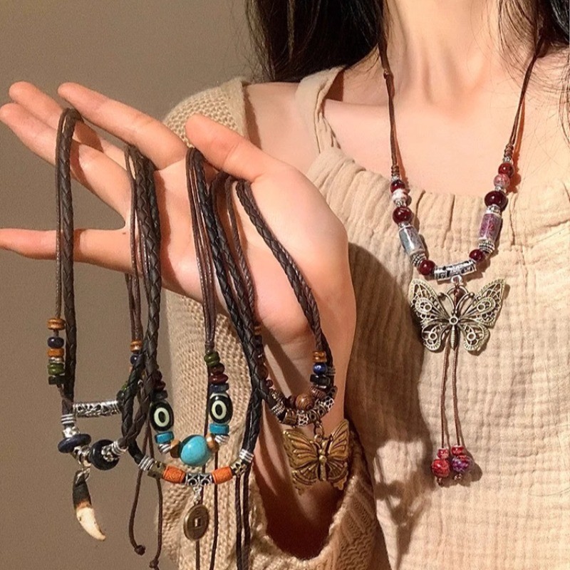 Vòng cổ retro boho cho phụ nữ, thiết kế bướm với đá đính nổi