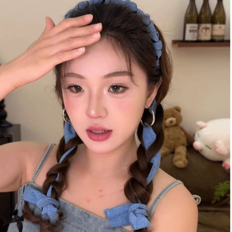 Đenim Xanh Streamer Mùa Hè Mới Thoáng Mát Xoắn Nút Thắt Lưng Cô Gái Ngọt Ngào và Cay Băng Đô Full Răng Lược