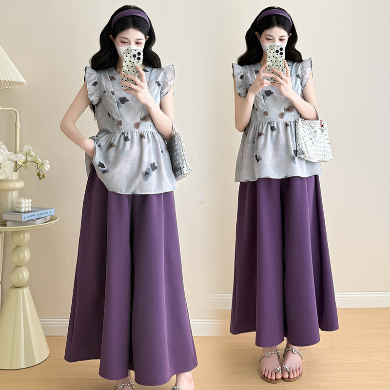 Bộ đồ bà bầu mùa hè dáng rộng phong cách Hàn Quốc gồm áo tay bay và váy ống rộng dây rút