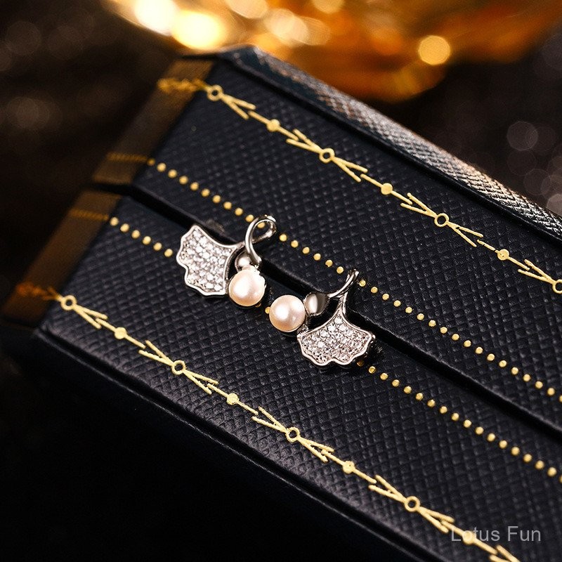 SHIAI Bông tai ngọc trai nước ngọt tự nhiên S925 bạc nguyên chất mới, khảm lá bạch quả, phong cách thời trang mini cao cấp thanh lịch
