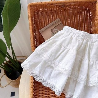 Váy mùa hè mới cho bé gái, váy ngắn trắng trẻ em với quần an toàn, váy bánh ren