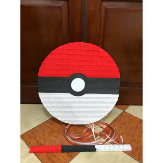 Pinata Pokeball, chơi đập kẹo theo phong cách pokémon